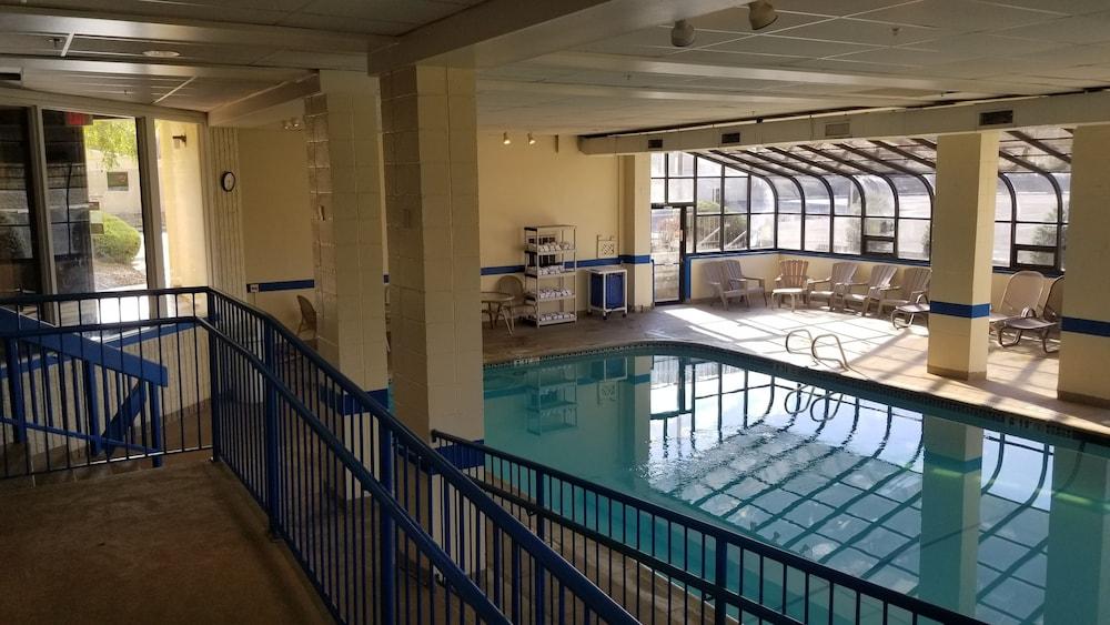 Ramada By Wyndham Downtown Spokane Exterior foto